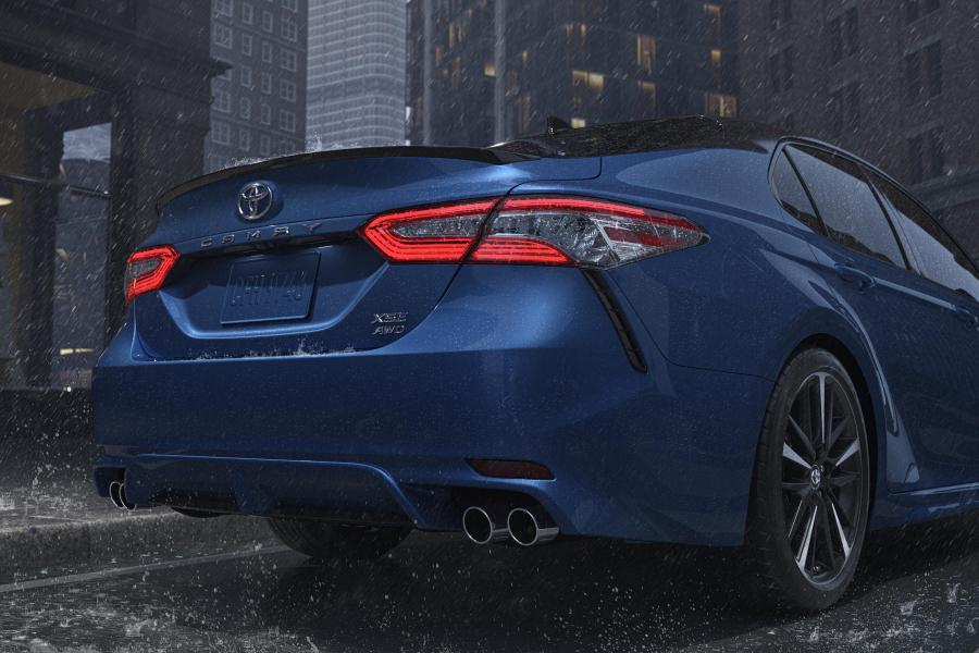 Детали экстерьера Toyota Camry XSE AWD 2019 года  (NA) (фото 5 из 22)